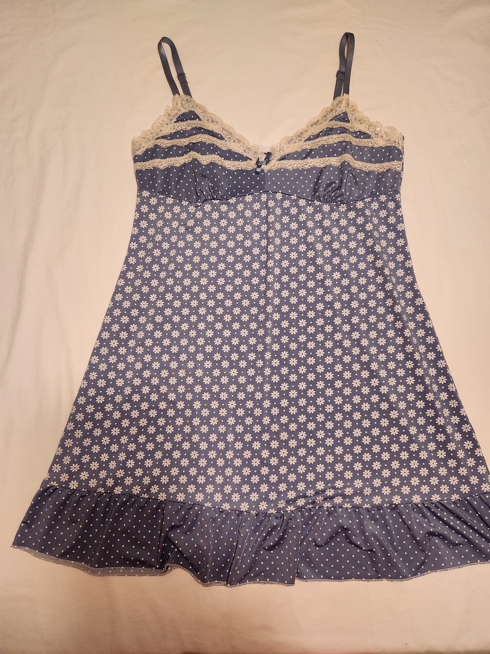 Marilyn Monroe Blue Floral Lace Chemise Sixe XL